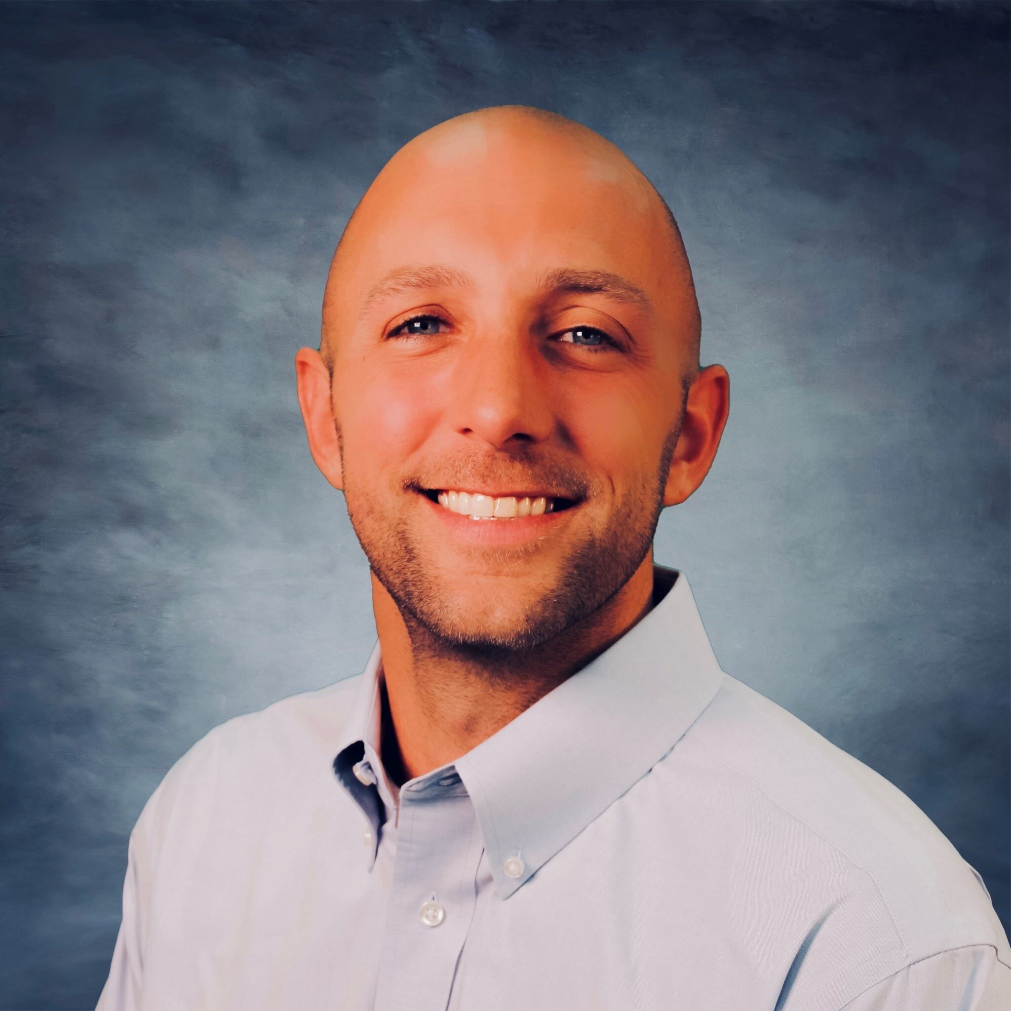 Steve Leonardo Headshot